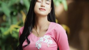 အော်စကာရတဲ့ မင်္ဂလာဦးည
