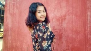 ရွှေရောင်တောင်ပူစာလေးနှစ်လုံး
