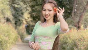 ဧပရယ်ရဲ့နွေ