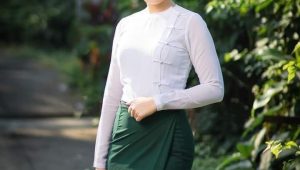 ဆရာမအတွက် မျိုးစေ့အလှူ