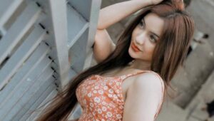 ဆောင်ကြာမြိုင်မှ အဖော်မွန်