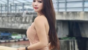 အချိန်ပြည့်