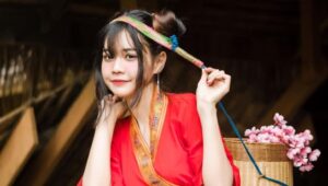 မောင်တစ်ထမ်းမယ်တစ်ရွက်