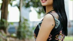 ချော်လဲရောထိုင်