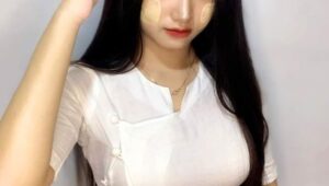 ကိုကို့အတွက်ခရေရှိသေးတယ်