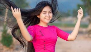 မိုးနဲ့အတူ