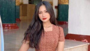 အကူအညီလိုရင်ပြောနော်