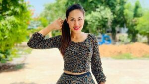 အမွှေးကိုဖယ် အစေ့ကိုစုတ်