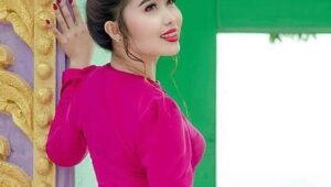 နှင်းဆီပန်းကလေး ခပ်မွှေးမွှေး