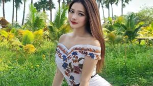 ပေါင်ကြားထဲညှပ်ထားမိပြီ