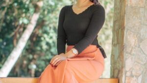 ဝသန်ချစ်မိုးရွာသွန်းဖြိုး