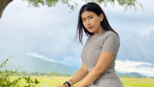 ကိုလေးချစ်တဲ့ ညီမလေး