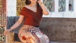 ဘက်စုံတော်တဲ့ မမအိ