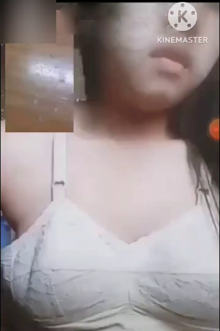 စော်လေးနဲ့Sex Chatထားတာလေး