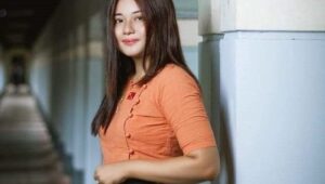 နှစ်ယောက်ထဲပဲသိတာပါ
