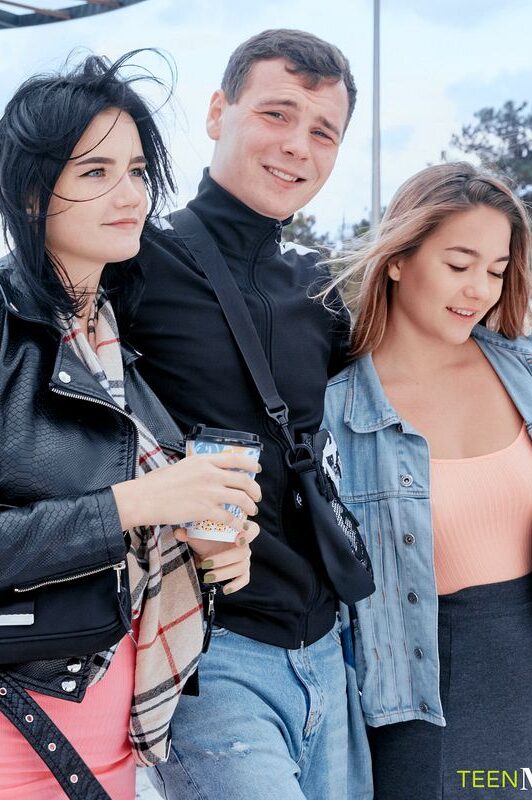 Lad Enjoys Two Bisexual Cuties