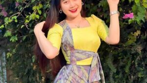အန်တီကမလုပ်တာကြာပြီကွဲ့