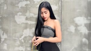 Model Su Yati Linn in Cute Image