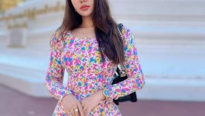 တိတ်တိတ်လေးပဲချစ်ပါရစေ