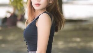 အန်ကယ်နဲ့ကျမ