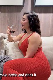 Young Colombian woman lets her stepbrother seduce her into sex