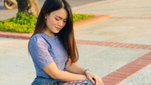 မျော်နေပါ့မယ်ရှင်