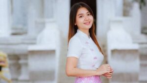 အရမ်းဖြစ်ချင်နေတာ
